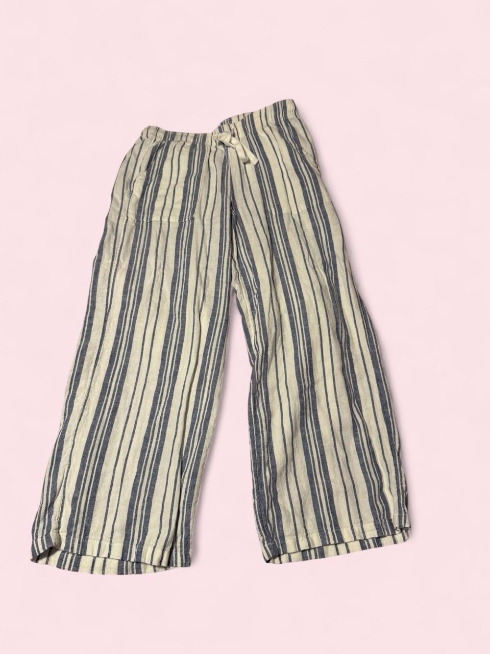 Roxy Striped Wide-Leg Cropped Pants in Navy and Cream